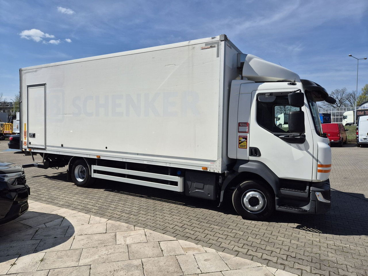 Renault D Gama 12.220 / LOW KM / Euro6 - Camião furgão: foto 4 Renault D Gama 12.220 / LOW KM / Euro6 - Camião furgão: foto 4