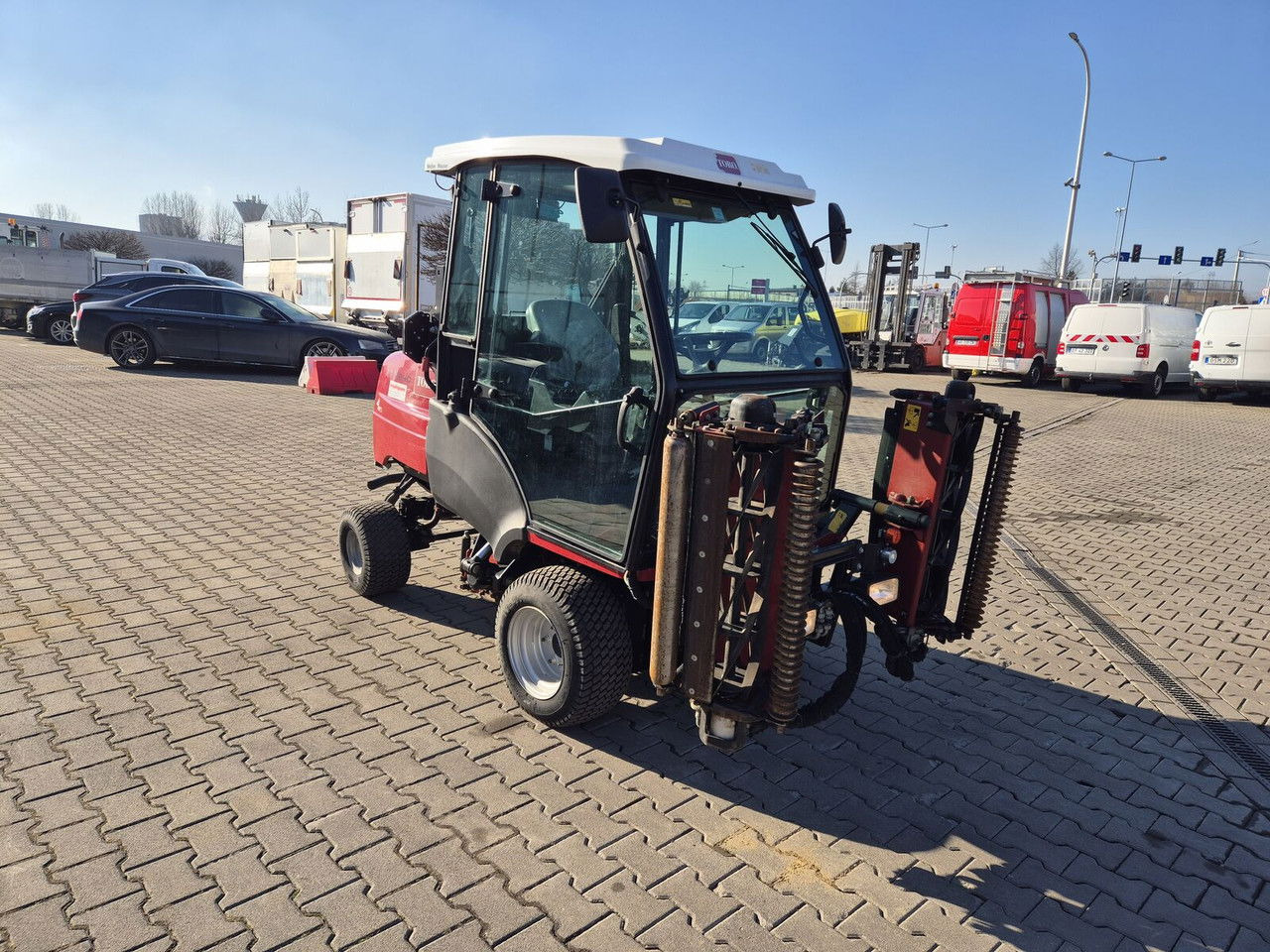 Toro CT2240 / 4WD / Like NEW / Only 1681MTH - Cortador de grama: foto 2 Toro CT2240 / 4WD / Like NEW / Only 1681MTH - Cortador de grama: foto 2