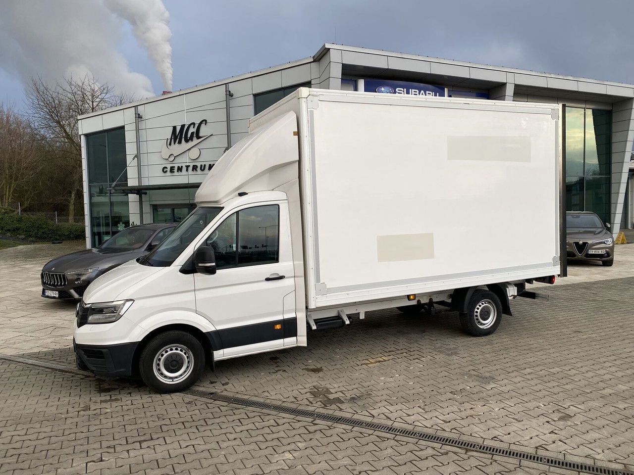 Volkswagen Crafter 2.0 TDI 177HP / High Container / Lift 750KG / Super Cond - Carrinha de contentor: foto 2 Volkswagen Crafter 2.0 TDI 177HP / High Container / Lift 750KG / Super Cond - Carrinha de contentor: foto 2