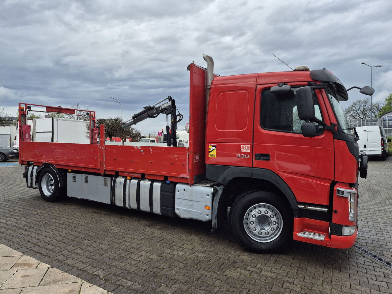Volvo FM 330 Webasto / HDS Hiab / 1 Owner - Camião de caixa aberta/ Plataforma, Camião grua: foto 5 Volvo FM 330 Webasto / HDS Hiab / 1 Owner - Camião de caixa aberta/ Plataforma, Camião grua: foto 5