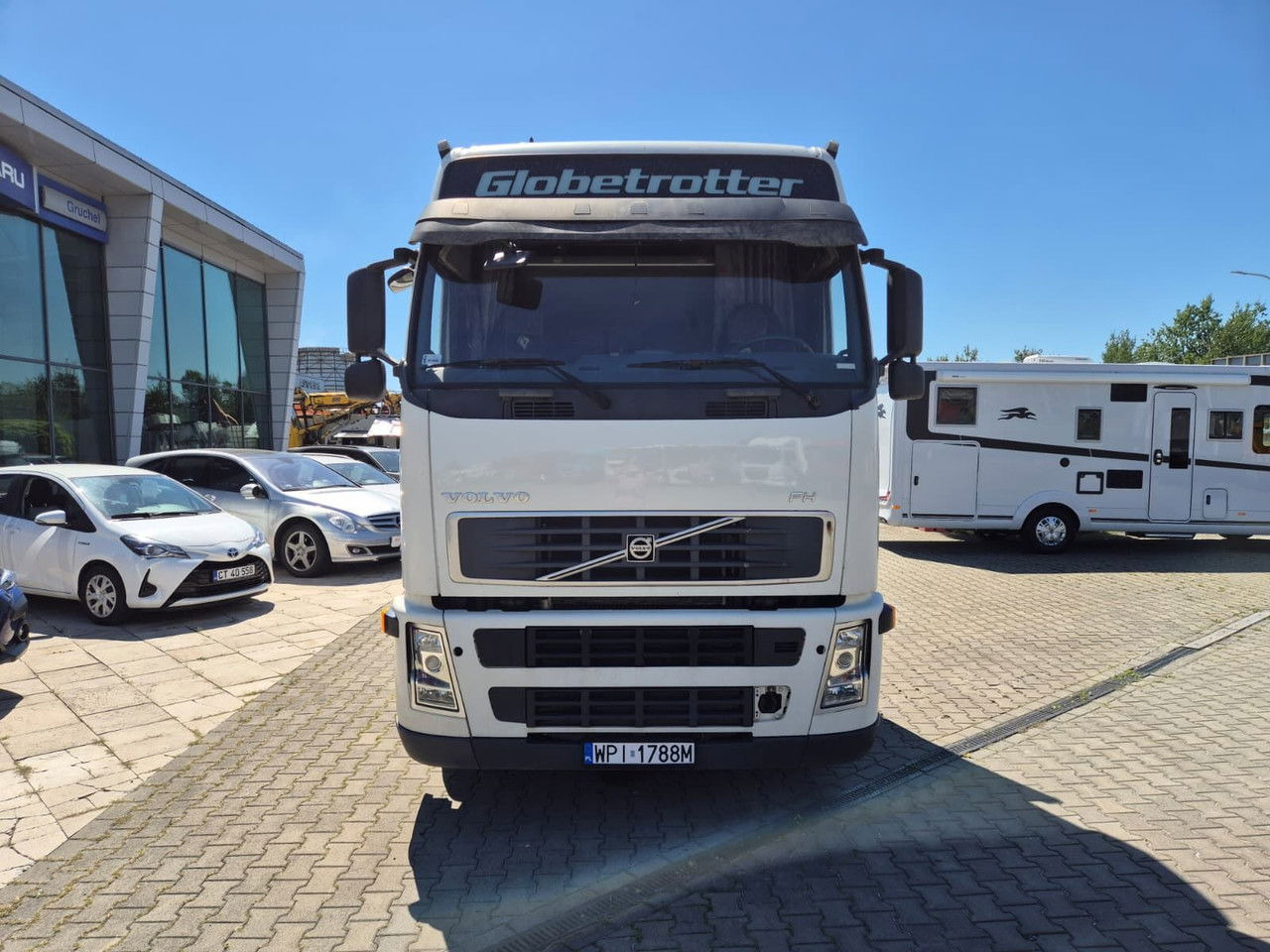 Volvo FM 420 Platform / Works Great - Camião de caixa aberta/ Plataforma: foto 4 Volvo FM 420 Platform / Works Great - Camião de caixa aberta/ Plataforma: foto 4