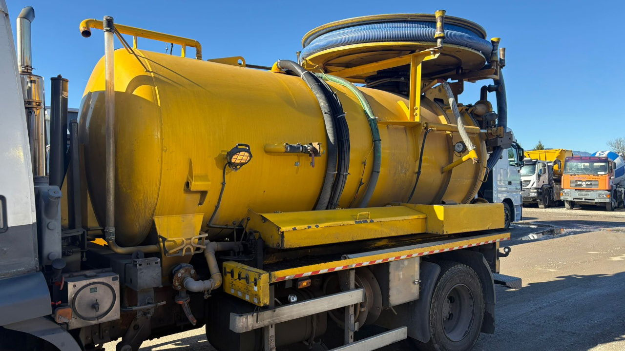 DAF AE55 4x2 vacuum + pressure truck - 8000 liters - Caminhão limpa fossa: foto 2 DAF AE55 4x2 vacuum + pressure truck - 8000 liters - Caminhão limpa fossa: foto 2