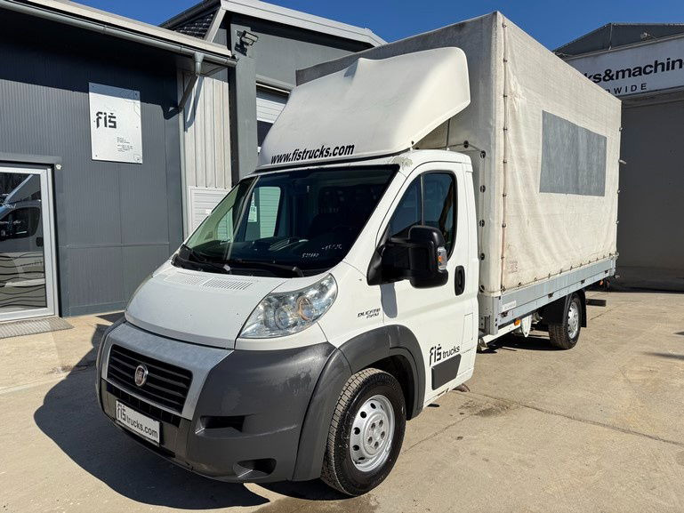 Fiat Ducato 2.3 JTD - 2014 - AIR Condition - Hydraulic Ramp - Carrinha de lona: foto 1 Fiat Ducato 2.3 JTD - 2014 - AIR Condition - Hydraulic Ramp - Carrinha de lona: foto 1