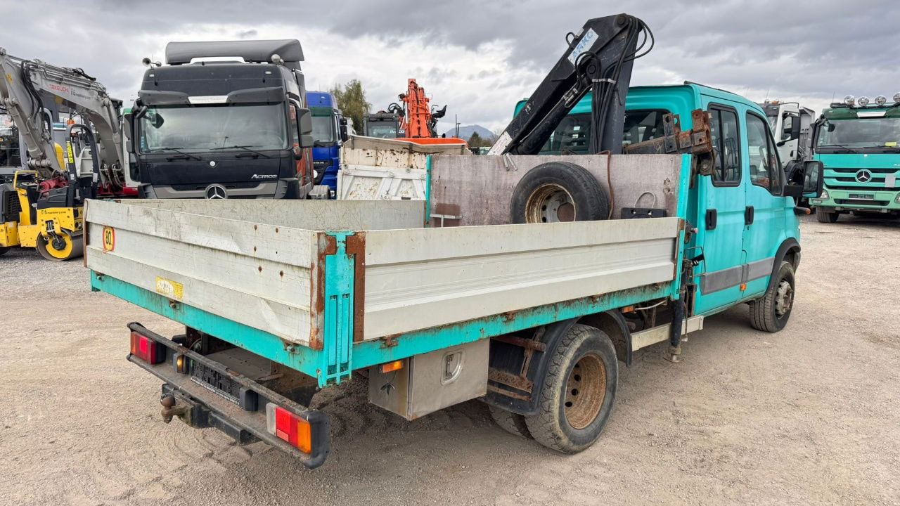 Iveco Daily 65 C15 stake body - Hiab 045-3 - 7.5M - Carrinha de caixa aberta, Carrinha cabine dupla: foto 3 Iveco Daily 65 C15 stake body - Hiab 045-3 - 7.5M - Carrinha de caixa aberta, Carrinha cabine dupla: foto 3