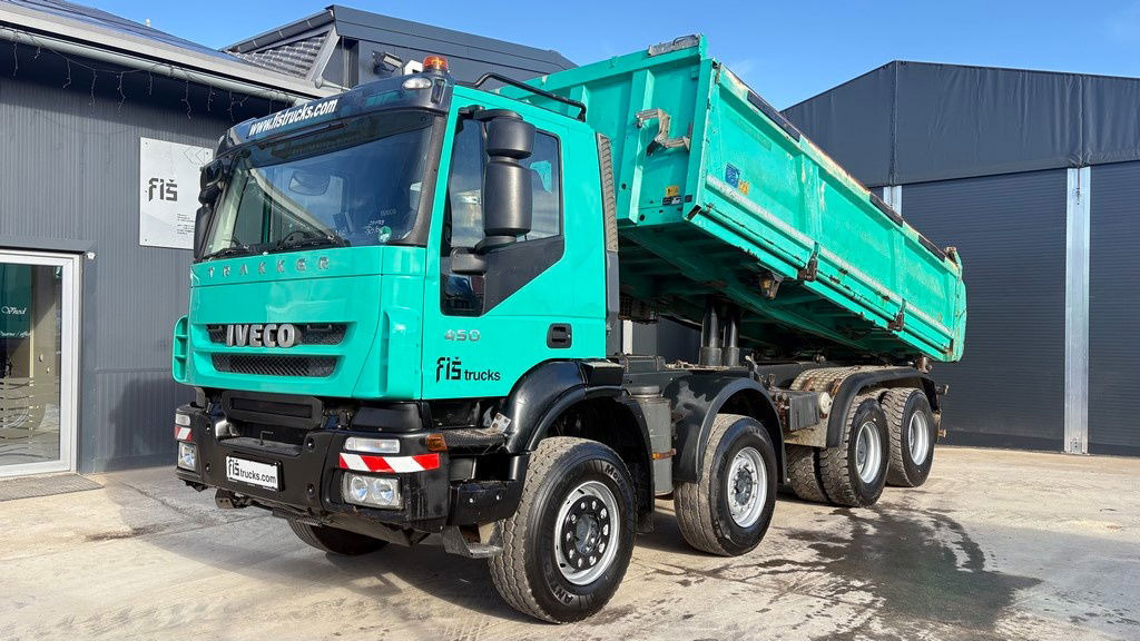 Iveco Trakker AD340T45 8x4 bordmatic tipper - retarder - Camião basculante: foto 5 Iveco Trakker AD340T45 8x4 bordmatic tipper - retarder - Camião basculante: foto 5