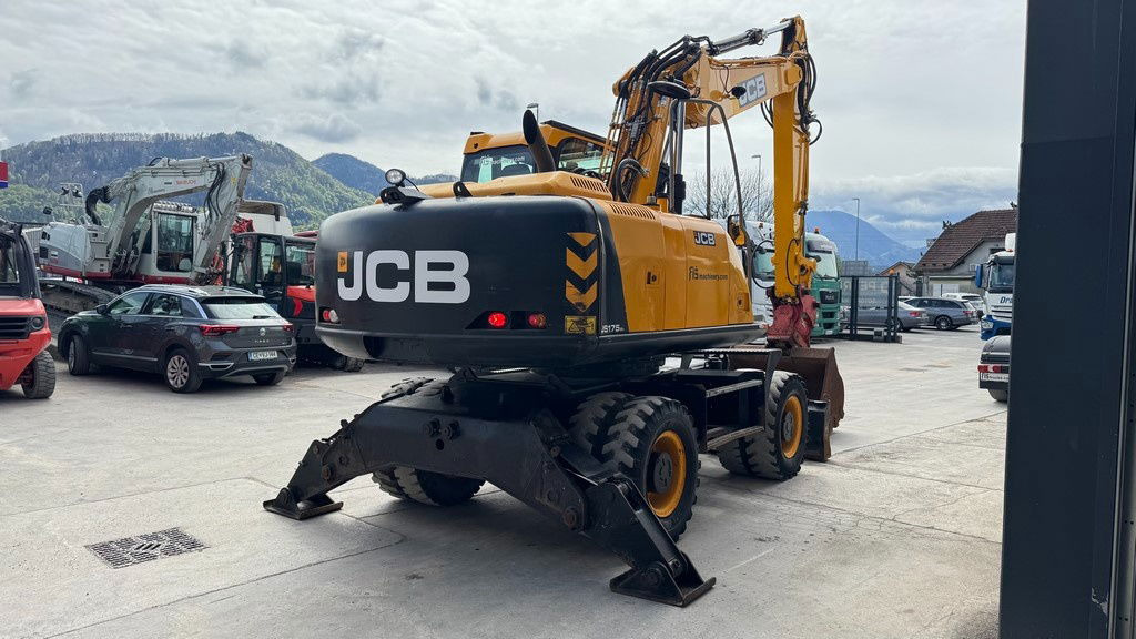 JCB JS175W - 2019 Year - 6640 Hours - Stabilizers - Escavadeira de rodas: foto 2 JCB JS175W - 2019 Year - 6640 Hours - Stabilizers - Escavadeira de rodas: foto 2