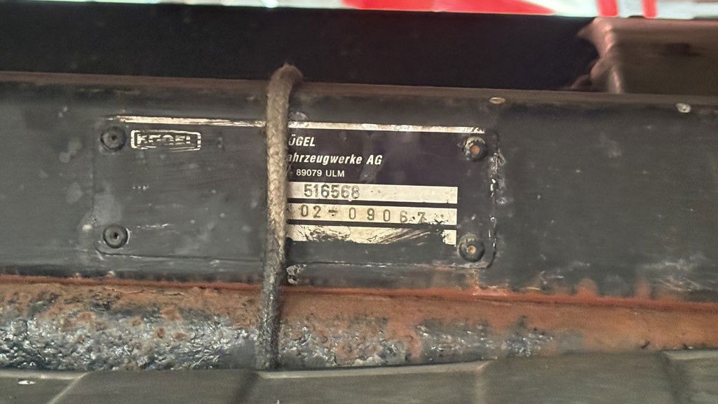 MAN 9.174 4x2 stake body+tarpaulin - Camião de caixa aberta/ Plataforma: foto 5 MAN 9.174 4x2 stake body+tarpaulin - Camião de caixa aberta/ Plataforma: foto 5