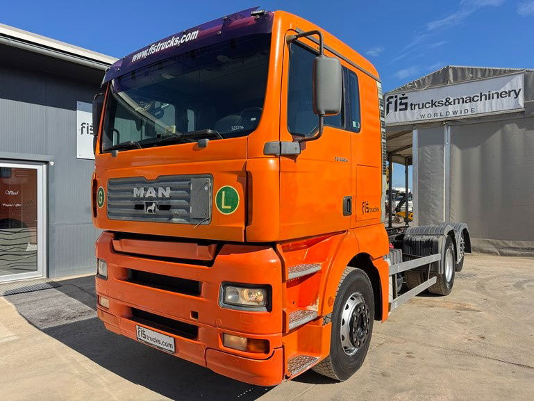 MAN TGA 26.460 6X2 chassis - lifitng axle - Camião chassi: foto 1 MAN TGA 26.460 6X2 chassis - lifitng axle - Camião chassi: foto 1