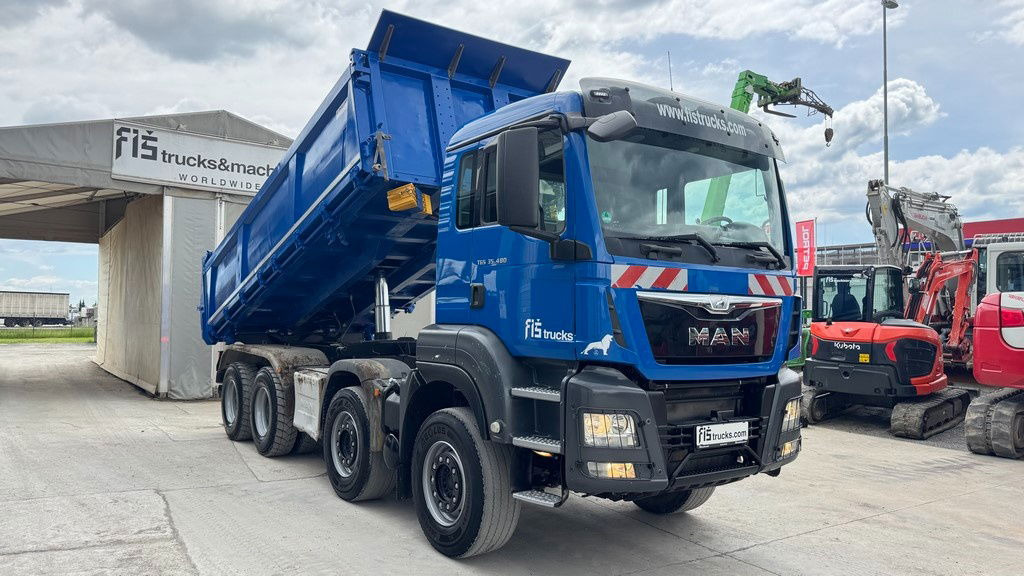 Locação financeira de MAN TGA 35.480 8x4 bordmatic tipper - euro 6  MAN TGA 35.480 8x4 bordmatic tipper - euro 6: foto 8