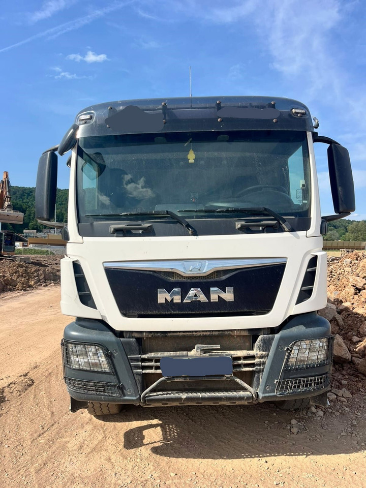 MAN TGS 26.440 6X4 bordmatic tipper - euro 6 - Camião basculante: foto 3 MAN TGS 26.440 6X4 bordmatic tipper - euro 6 - Camião basculante: foto 3