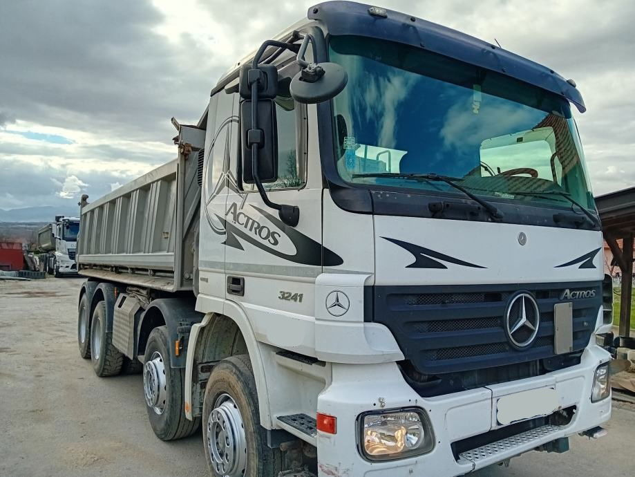Mercedes-Benz Actros 3241 8x4 meiller tipper - bordmatic - Camião basculante: foto 2 Mercedes-Benz Actros 3241 8x4 meiller tipper - bordmatic - Camião basculante: foto 2