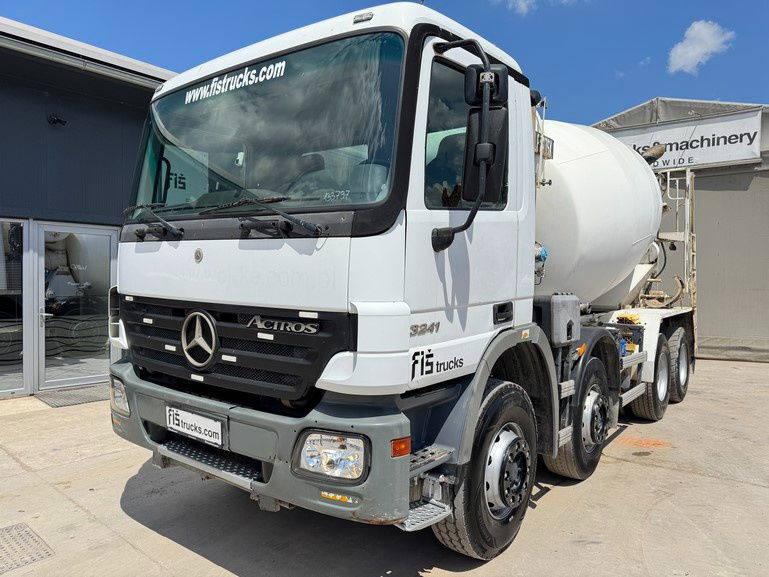 Mercedes-Benz Actros 3241 8x4 mixer 9m3 - Camião betoneira: foto 1 Mercedes-Benz Actros 3241 8x4 mixer 9m3 - Camião betoneira: foto 1