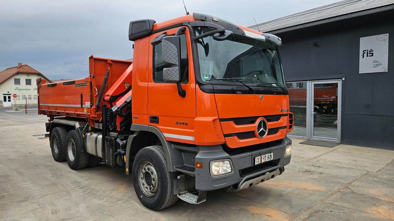 Mercedes-Benz Actros 3346 K palfinger PK 18002 - bordmatic - meiller tipper - EPS 3 pedals - Camião basculante: foto 2 Mercedes-Benz Actros 3346 K palfinger PK 18002 - bordmatic - meiller tipper - EPS 3 pedals - Camião basculante: foto 2