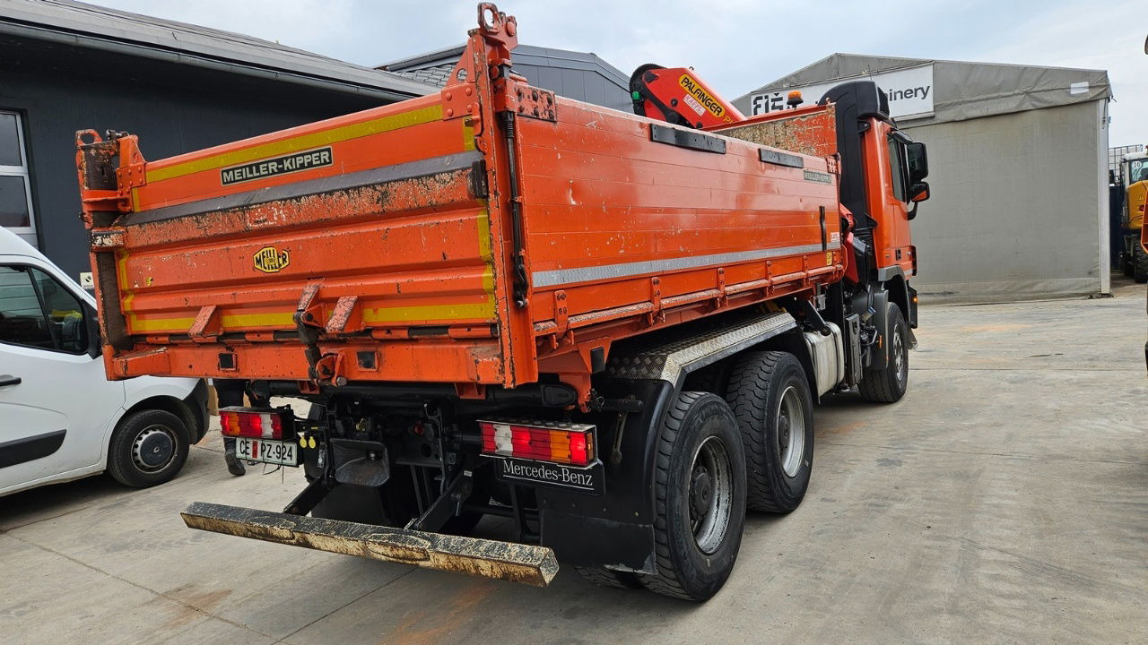 Mercedes-Benz Actros 3346 K palfinger PK 18002 - bordmatic - meiller tipper - EPS 3 pedals - Camião basculante: foto 5 Mercedes-Benz Actros 3346 K palfinger PK 18002 - bordmatic - meiller tipper - EPS 3 pedals - Camião basculante: foto 5