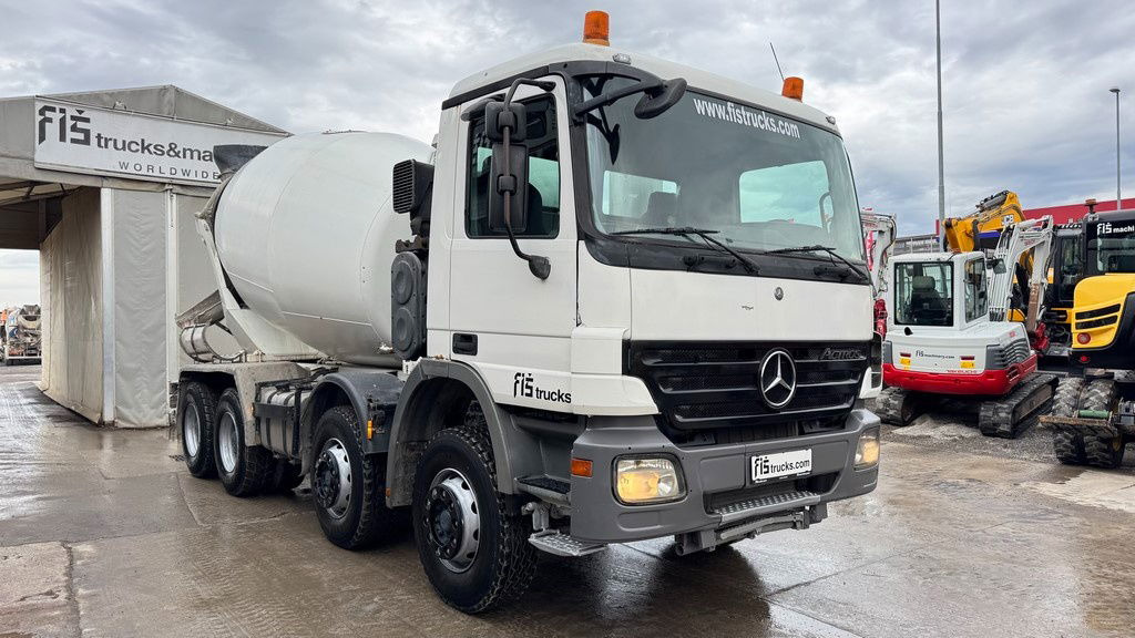 Mercedes-Benz Actros 3536 8x4 stetter schwing mixer 9m3 - Camião betoneira: foto 3 Mercedes-Benz Actros 3536 8x4 stetter schwing mixer 9m3 - Camião betoneira: foto 3