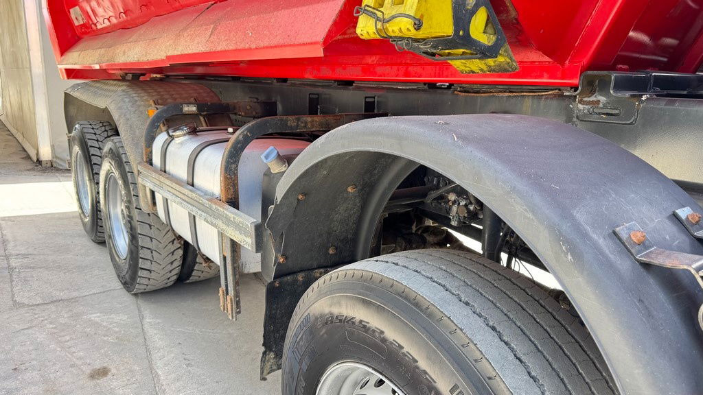 Mercedes-Benz Actros 4141 K 8x6 meiller mulda tipper - air condition - Camião basculante: foto 4 Mercedes-Benz Actros 4141 K 8x6 meiller mulda tipper - air condition - Camião basculante: foto 4