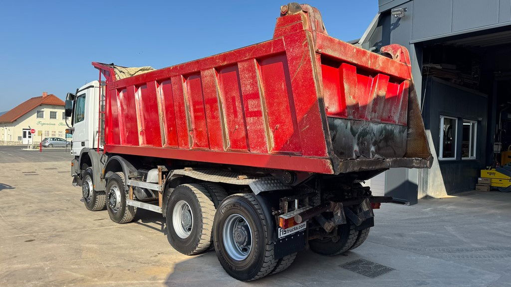 Mercedes-Benz Actros 4141 K 8x6 tipper - 18m3 - Camião basculante: foto 5 Mercedes-Benz Actros 4141 K 8x6 tipper - 18m3 - Camião basculante: foto 5