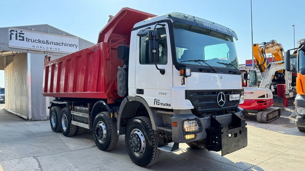 Mercedes-Benz Actros 4141 K 8x6 tipper - 19m3 - Camião basculante: foto 3 Mercedes-Benz Actros 4141 K 8x6 tipper - 19m3 - Camião basculante: foto 3