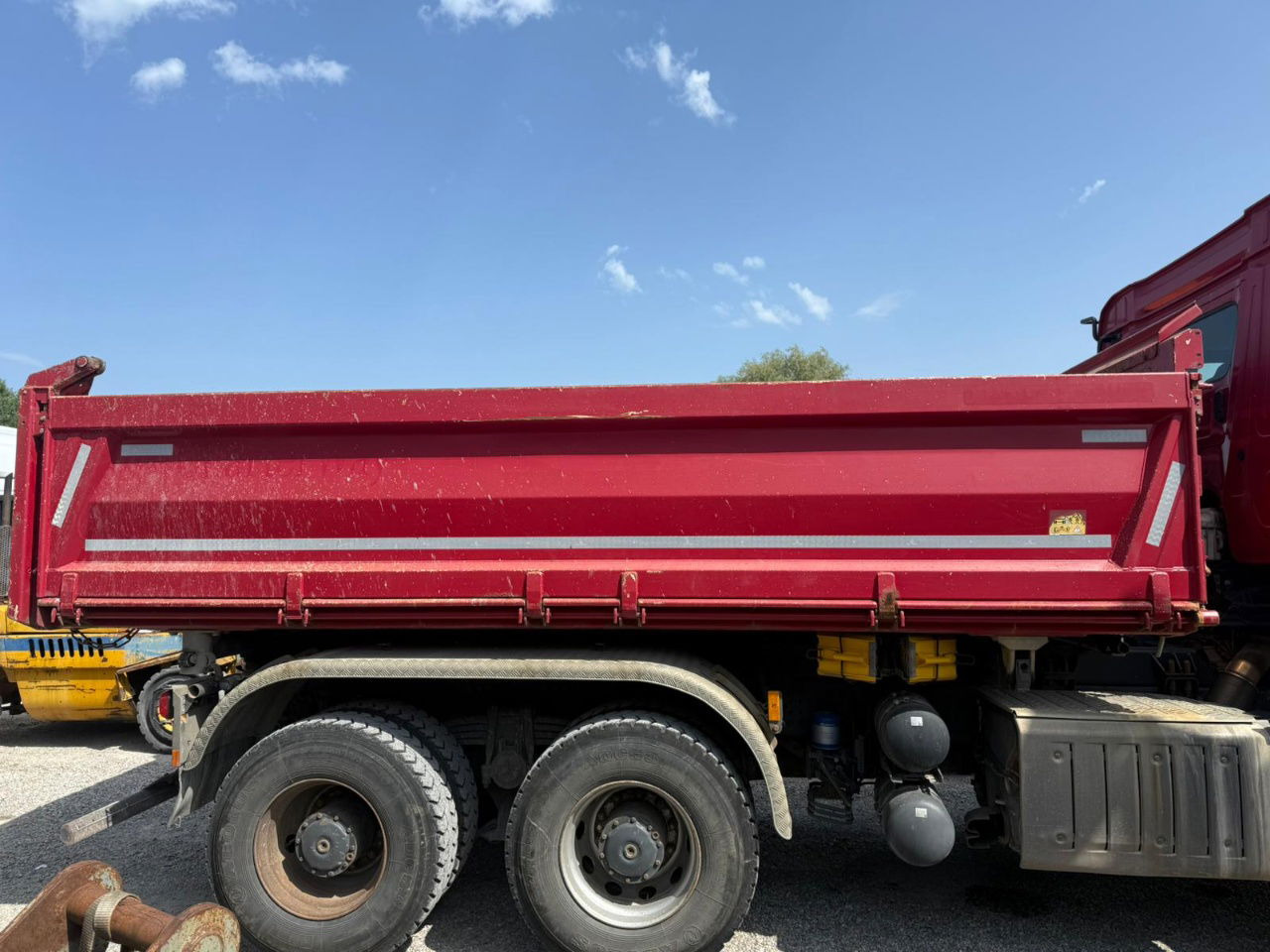Mercedes-Benz Arocs 2645 K 6X4 bordmatic meiller tipper - Camião basculante: foto 4 Mercedes-Benz Arocs 2645 K 6X4 bordmatic meiller tipper - Camião basculante: foto 4
