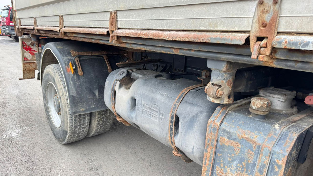 Mercedes-Benz Atego 1828 AK 4X4 meiller tipper - snow plow - salt spreader - Camião basculante: foto 4 Mercedes-Benz Atego 1828 AK 4X4 meiller tipper - snow plow - salt spreader - Camião basculante: foto 4