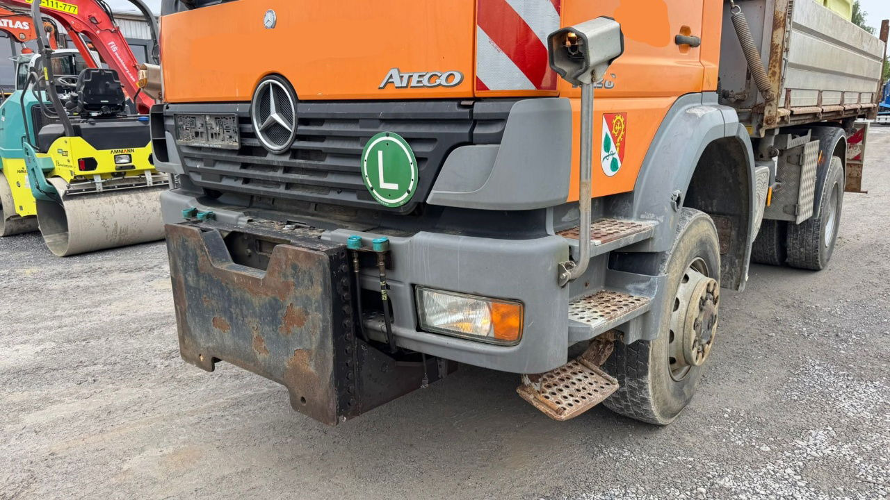 Mercedes-Benz Atego 1828 AK 4X4 meiller tipper - snow plow - salt spreader - Camião basculante: foto 2 Mercedes-Benz Atego 1828 AK 4X4 meiller tipper - snow plow - salt spreader - Camião basculante: foto 2