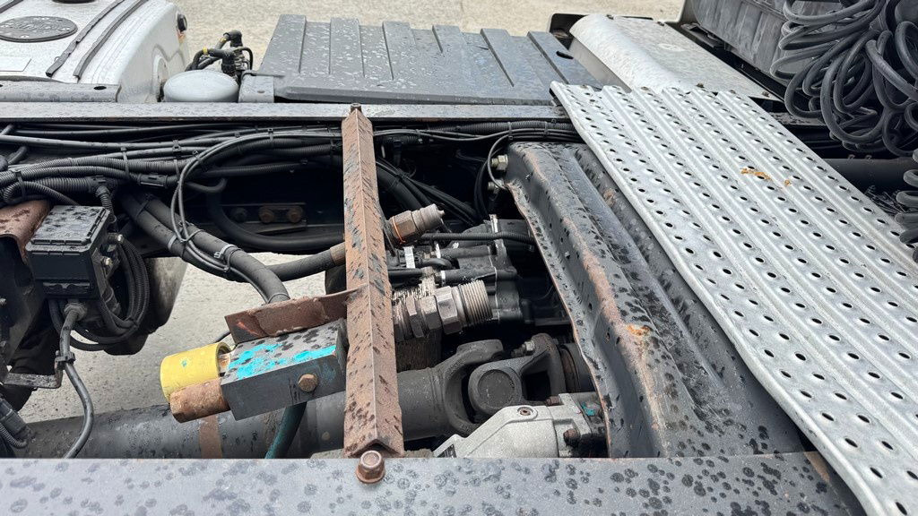 MAN TGX 18.400 4X2 tipp. hydr. - retarder - Tractor: foto 5 MAN TGX 18.400 4X2 tipp. hydr. - retarder - Tractor: foto 5