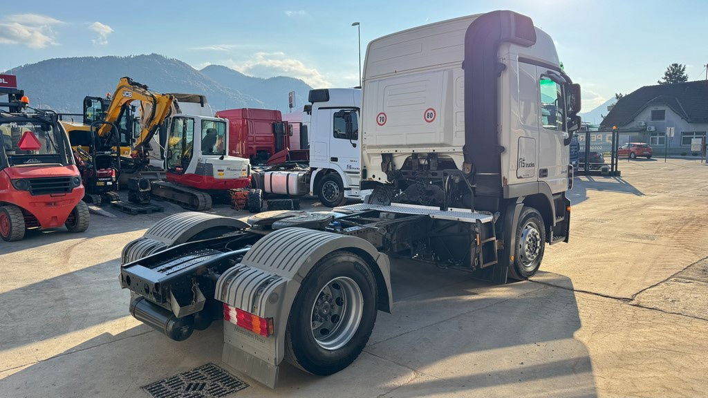 Mercedes-Benz Actros 1841 LS 4x2 tractor unit - Tractor: foto 3 Mercedes-Benz Actros 1841 LS 4x2 tractor unit - Tractor: foto 3