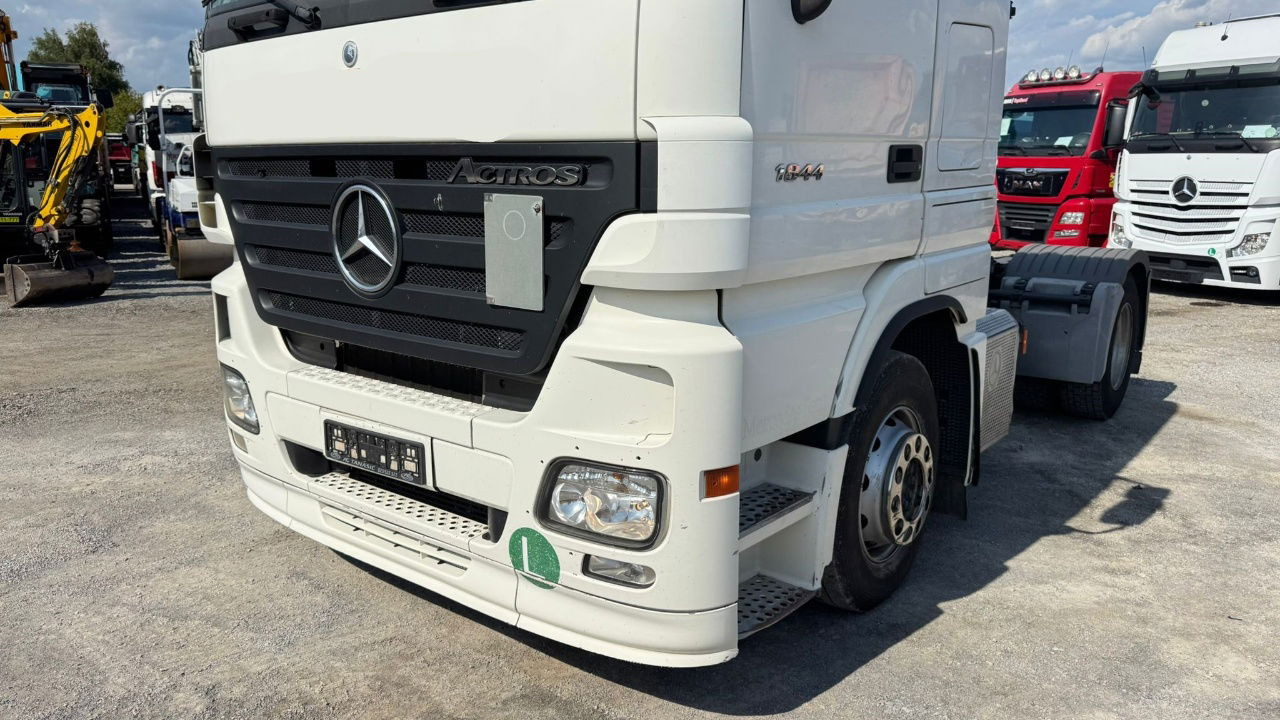 Mercedes-Benz Actros 1844 LS 4x2 tractor unit - retarder - Tractor: foto 2 Mercedes-Benz Actros 1844 LS 4x2 tractor unit - retarder - Tractor: foto 2