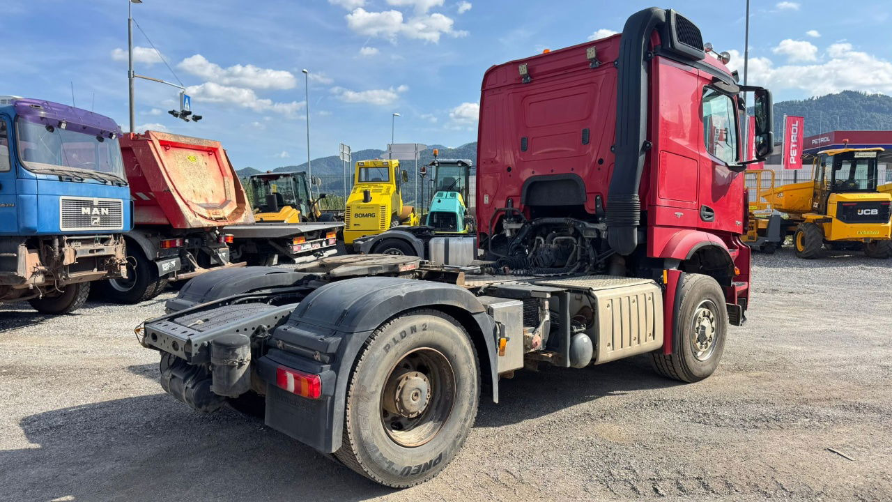 Mercedes-Benz Arocs 1945 HAD 4X4 tractor unit - tipper hydraulics - retarder - Tractor: foto 5 Mercedes-Benz Arocs 1945 HAD 4X4 tractor unit - tipper hydraulics - retarder - Tractor: foto 5