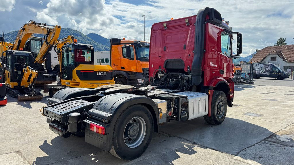 Mercedes-Benz Arocs 1945 HAD 4X4 tractor unit - tipper hydraulics - retarder - Tractor: foto 5 Mercedes-Benz Arocs 1945 HAD 4X4 tractor unit - tipper hydraulics - retarder - Tractor: foto 5