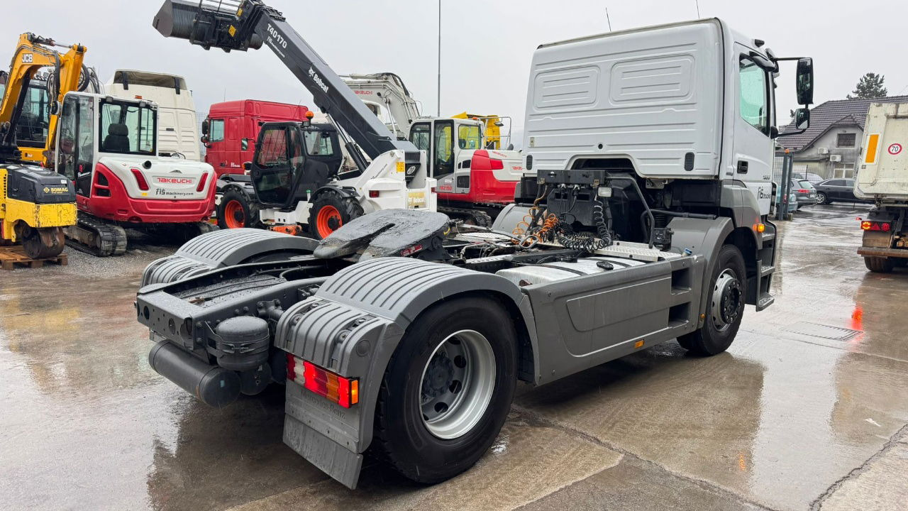 Mercedes-Benz Axor 1836 4x2 tipper hydraulics - Tractor: foto 3 Mercedes-Benz Axor 1836 4x2 tipper hydraulics - Tractor: foto 3