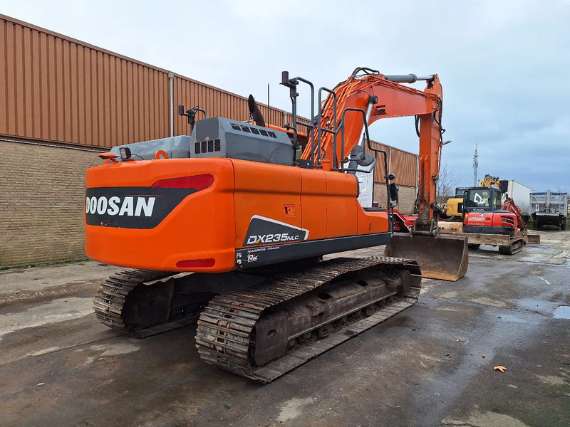 Doosan DX235NLC-5 - Escavadora de rastos: foto 4 Doosan DX235NLC-5 - Escavadora de rastos: foto 4