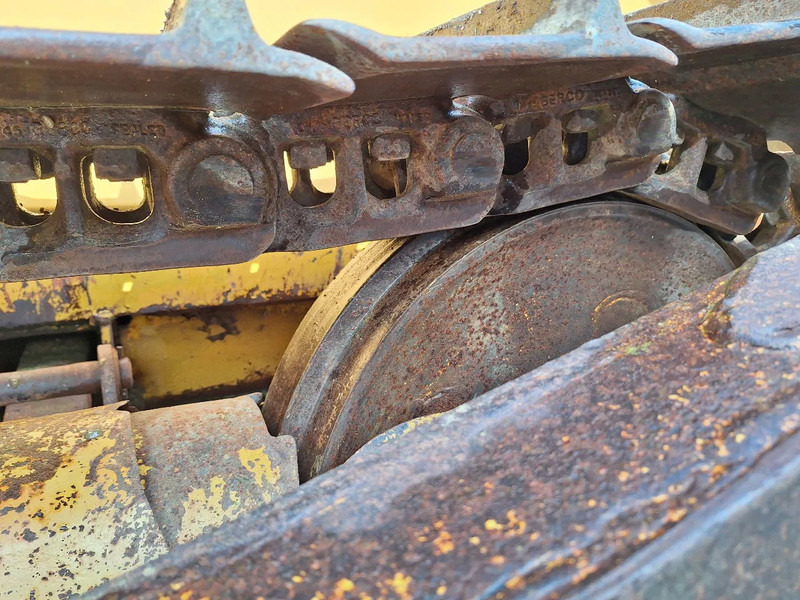 Buldôzer Komatsu D45-1: foto 12