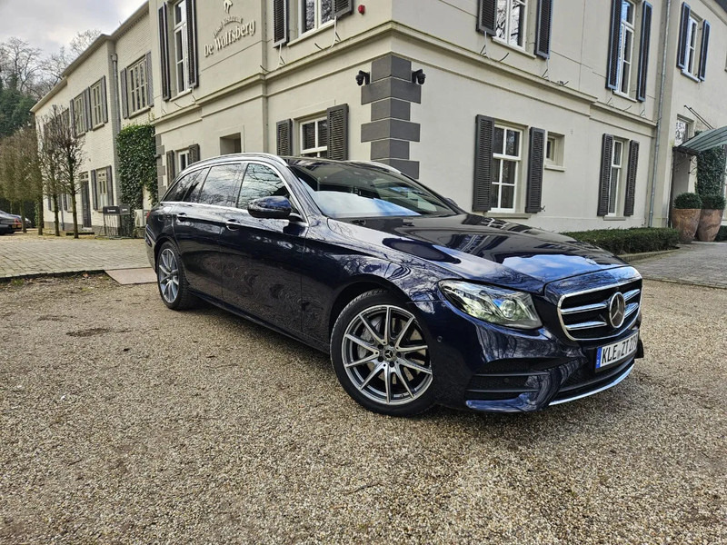 Mercedes-Benz E-Klasse E-Klasse - Automóvel: foto 4 Mercedes-Benz E-Klasse E-Klasse - Automóvel: foto 4