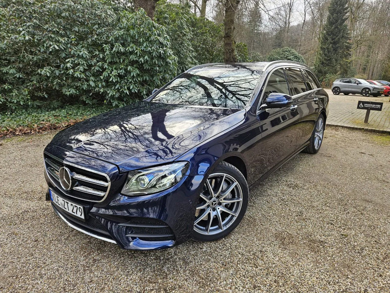Mercedes-Benz E-Klasse E-Klasse - Automóvel: foto 2 Mercedes-Benz E-Klasse E-Klasse - Automóvel: foto 2