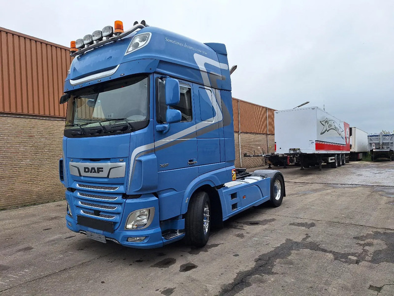 DAF XF 530 XF 530 - Tractor: foto 1 DAF XF 530 XF 530 - Tractor: foto 1
