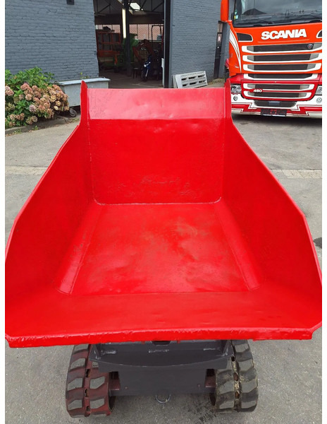 Yanmar C08 - Tombador: foto 5 Yanmar C08 - Tombador: foto 5
