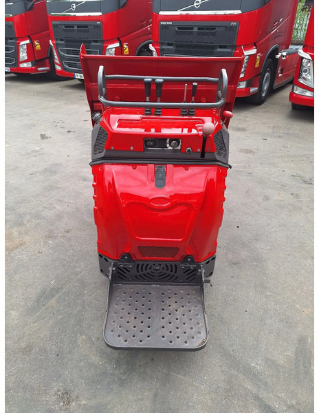 Yanmar C08 - Tombador: foto 4 Yanmar C08 - Tombador: foto 4