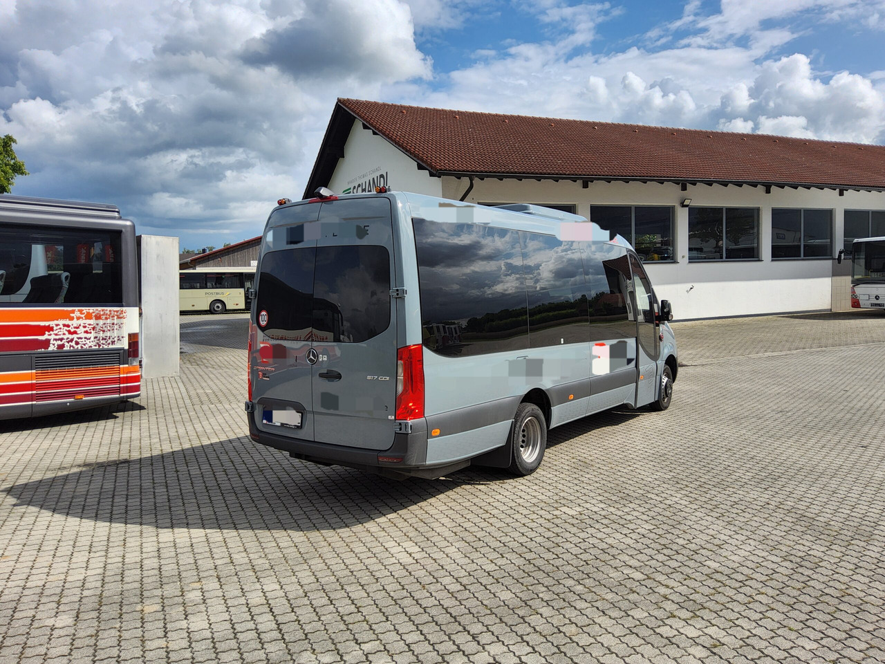 Mercedes Benz 517 cdi BusDesign Comfort 19+1+1 Schlafsitze / USB / Klima / Automatik - Minibus, Furgão de passageiros: foto 4 Mercedes Benz 517 cdi BusDesign Comfort 19+1+1 Schlafsitze / USB / Klima / Automatik - Minibus, Furgão de passageiros: foto 4