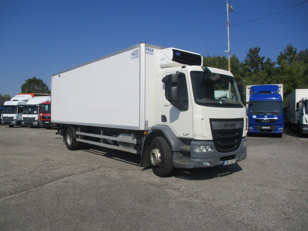 DAF LF 18.260 Xarios 600 - Camião frigorífico: foto 1 DAF LF 18.260 Xarios 600 - Camião frigorífico: foto 1
