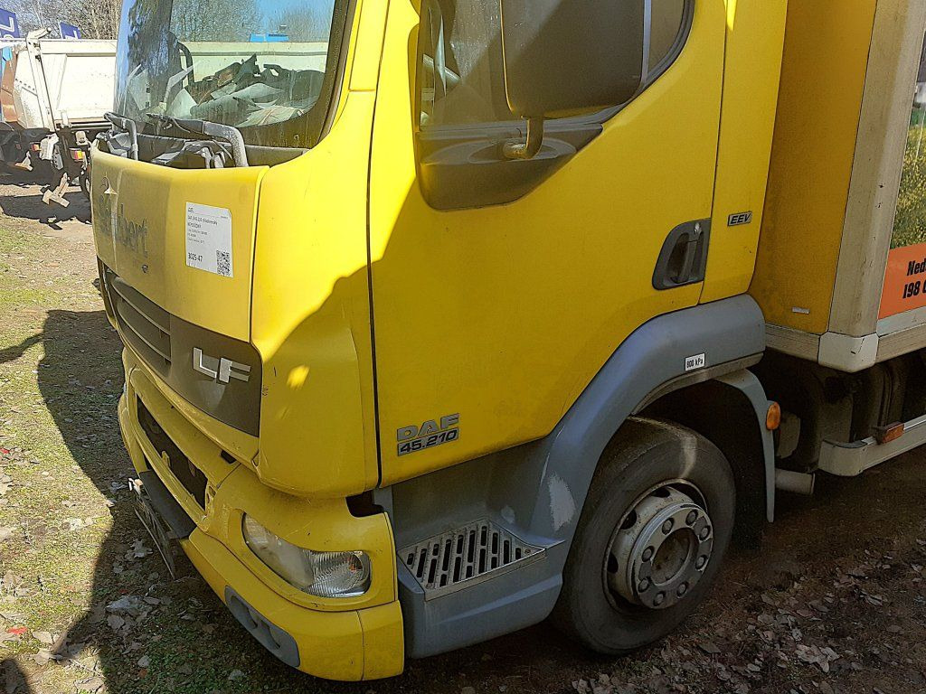 DAF LF45.210 mit Carrier Motorschaden engineproblem - Camião frigorífico: foto 3 DAF LF45.210 mit Carrier Motorschaden engineproblem - Camião frigorífico: foto 3