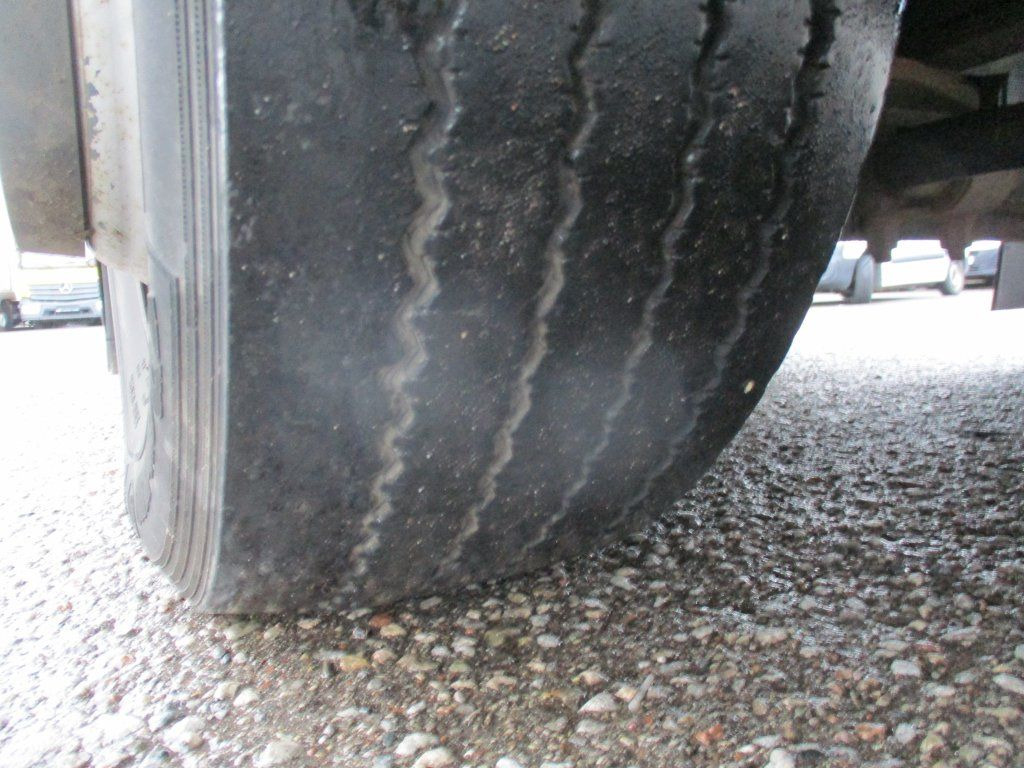 Camião polibenne Iveco  140E22: foto 13