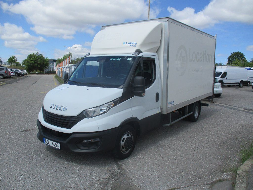 Iveco 35C16 Daily 3,0l - Carrinha de contentor: foto 1 Iveco 35C16 Daily 3,0l - Carrinha de contentor: foto 1