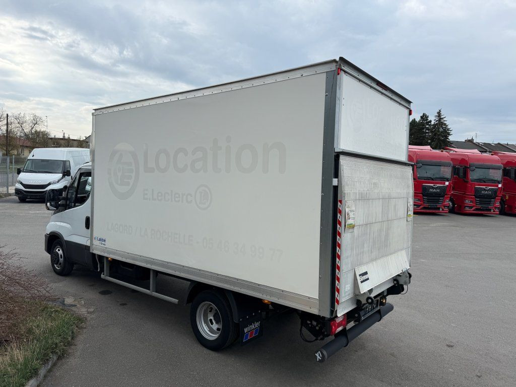 Iveco 35C16 Daily 3,0l - Carrinha de contentor: foto 4 Iveco 35C16 Daily 3,0l - Carrinha de contentor: foto 4