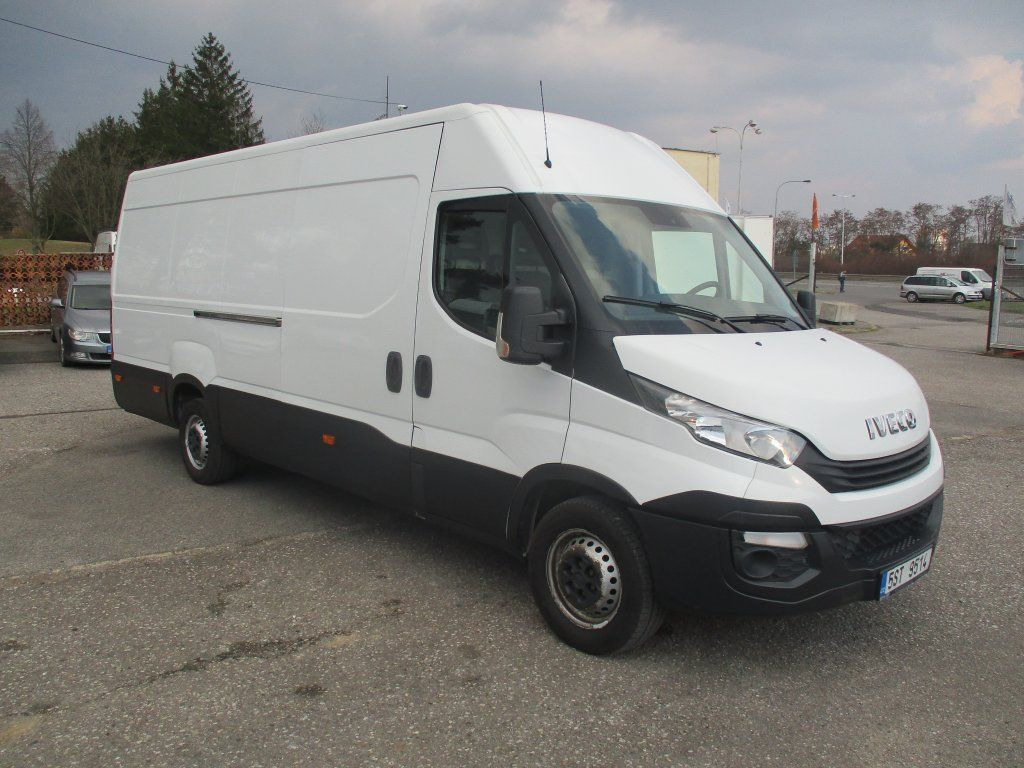 Iveco 35S16 MAXI - Furgão: foto 3 Iveco 35S16 MAXI - Furgão: foto 3