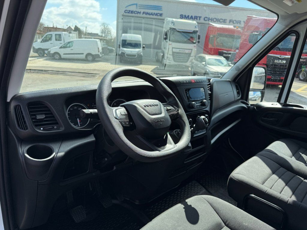 Carrinha de contentor Iveco Daily 35C16: foto 13
