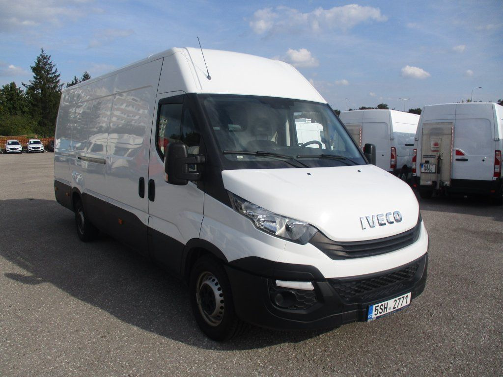 Iveco Daily 35S16 - Furgão: foto 1 Iveco Daily 35S16 - Furgão: foto 1