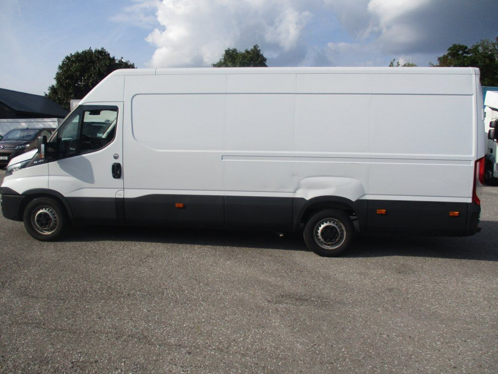 Iveco Daily 35S16 - Furgão: foto 3 Iveco Daily 35S16 - Furgão: foto 3