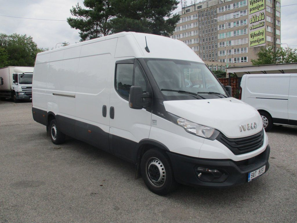 Iveco Daily 35S16 - Furgão: foto 3 Iveco Daily 35S16 - Furgão: foto 3