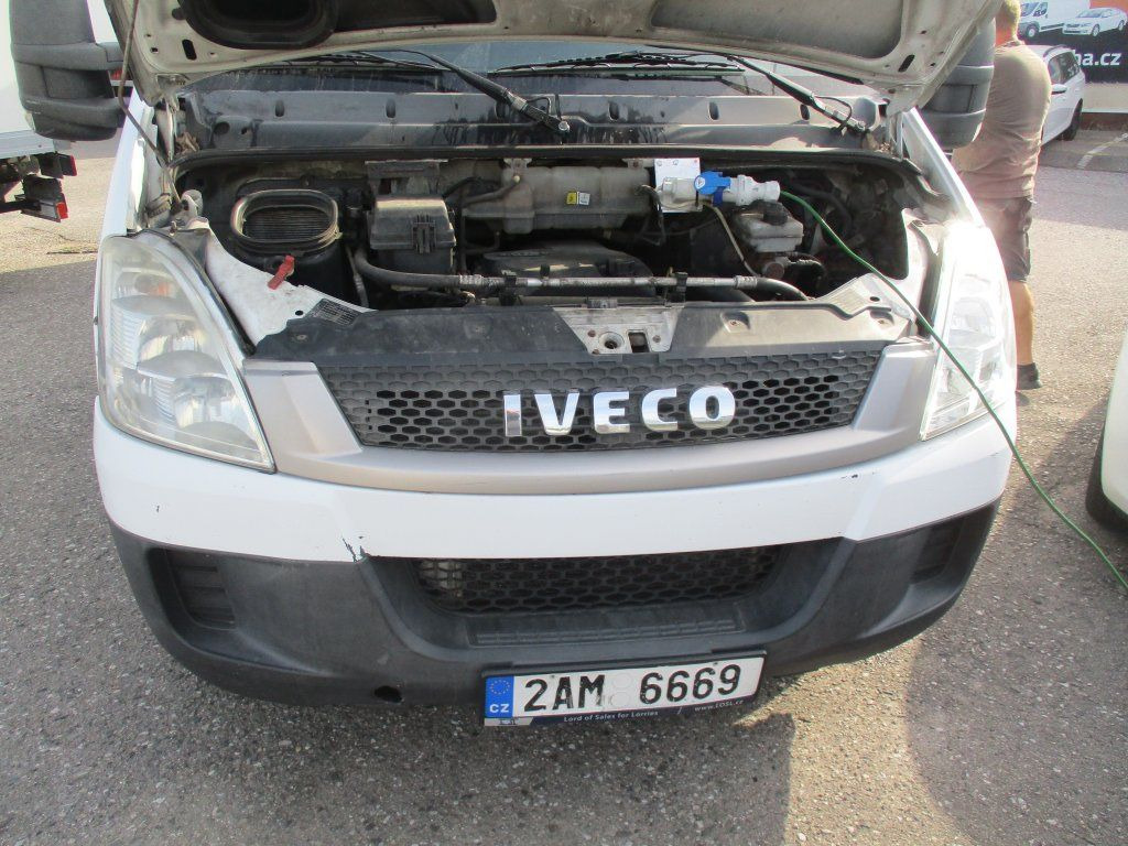 Iveco Daily 50C15 Carrier 350 - Carrinha frigorífica: foto 3 Iveco Daily 50C15 Carrier 350 - Carrinha frigorífica: foto 3